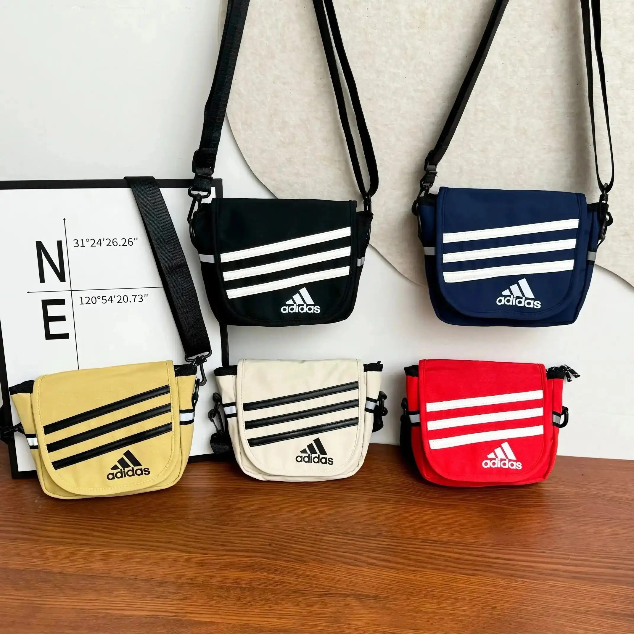 Adidas 3-Stripes Crossbody Bag #Adidas_Sou #Bag_Sou 2