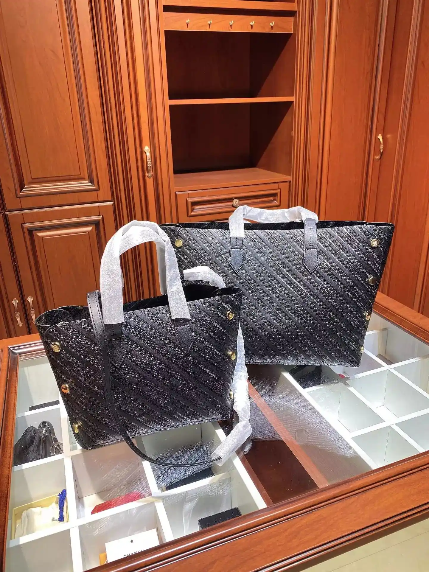 Givenchy Tote Bag [15 styles] 2